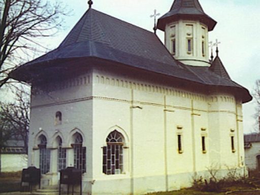 Biserica Sfintii Imparati Mera, sec.XVII ctitoria familiei Cantemir