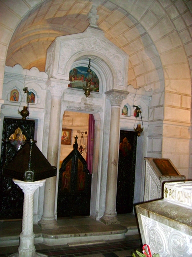 Capela din interiorul Mausoleului Marasesti
