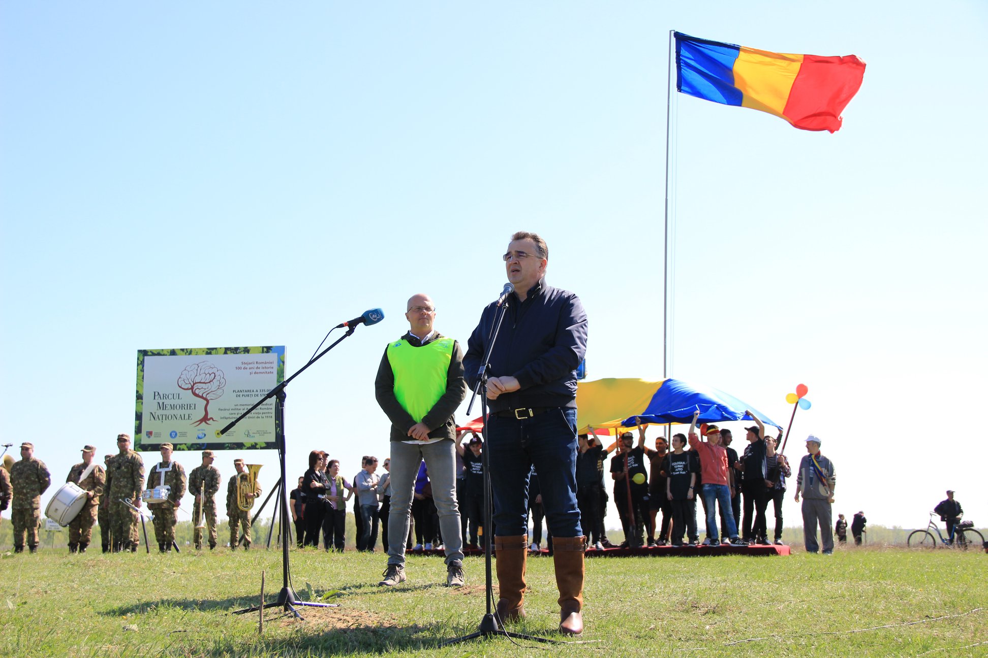 Parcul Memoriei Naționale ”Stejarii României – 100 de ani de istorie și demnitate” RoMândria