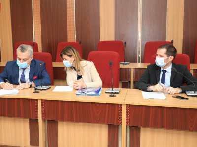 Nicolas Duiliu Zamfirescu și Cătălin Toma au parafat actele de donație ale casei scriitorului din Vîrteșcoiu