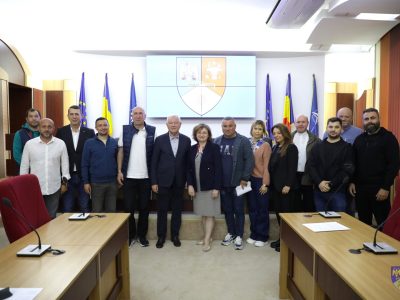 Finanțări nerambursabile acordate de Consiliul Județean pentru 15 proiecte dedicate tinerilor