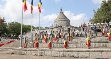 Vrancea cinstește eroii neamului la Mausoleele de la Mărășești și Focșani