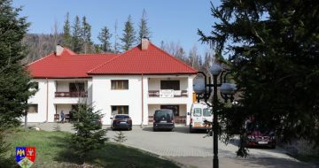 ANUNȚ – Concesionarea prin licitație publică a imobilului “Vila Rucăr” Soveja
