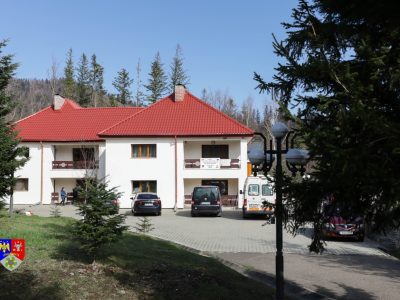 ANUNȚ – Concesionarea prin licitație publică a imobilului “Vila Rucăr” Soveja