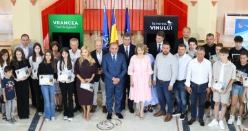Excelența în educație, premiată în Vrancea: 41 de elevi din mediul rural, recompensați pentru performanțele obținute la Evaluarea Națională