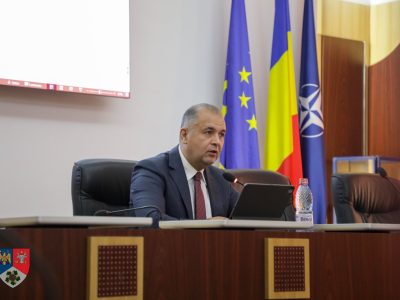 Decizii pentru viitor: energie mai eficientă și sprijin pentru elevii din Vrancea